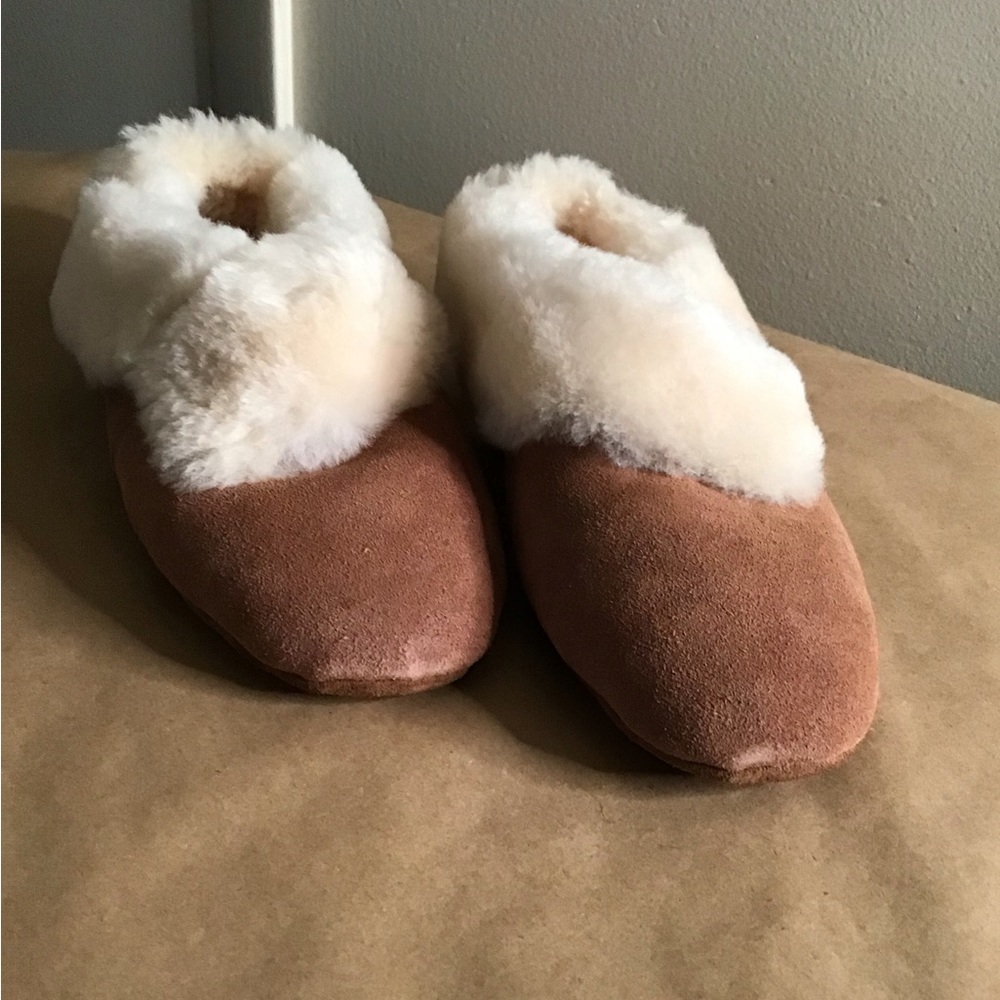 Lamo Women’s Carmen II Slip-On Moccasins NWOT